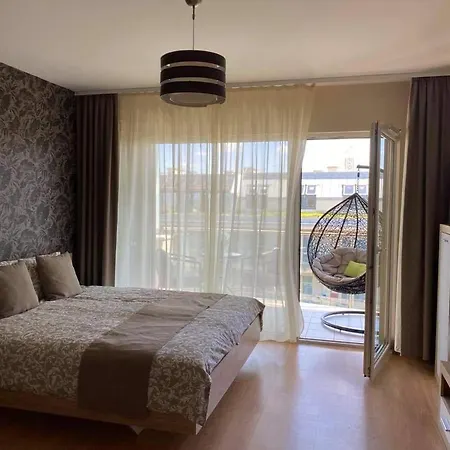 And 2 Apartment